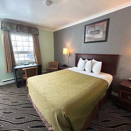 North Bay Inn Экстерьер фото